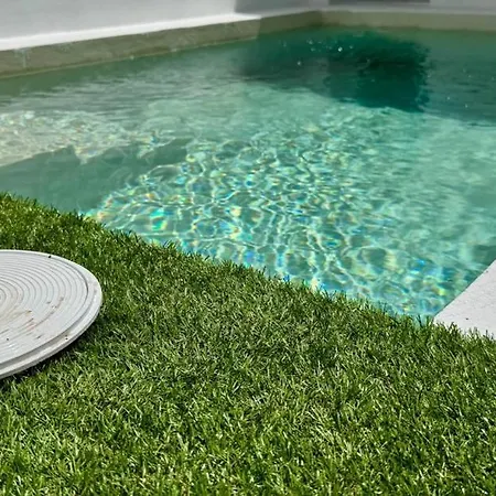 Stunning Home, Private Pool, Wifi, 3br * Barraca de Aguas Vivas